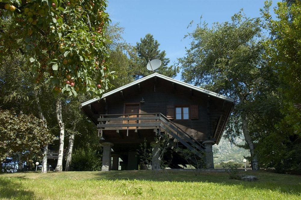 Hotel Village